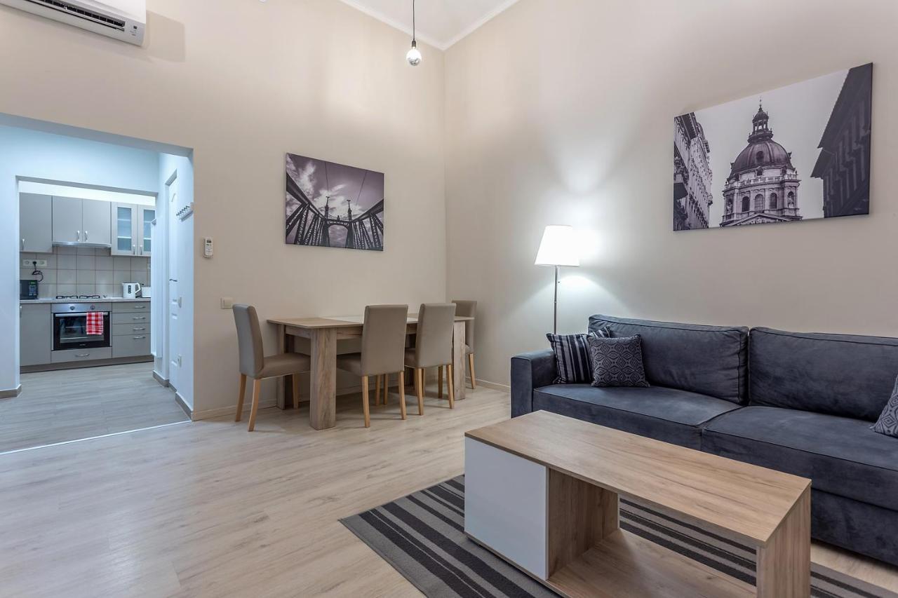 Goldcentral Apartment Akacfa 부다페스트 외부 사진